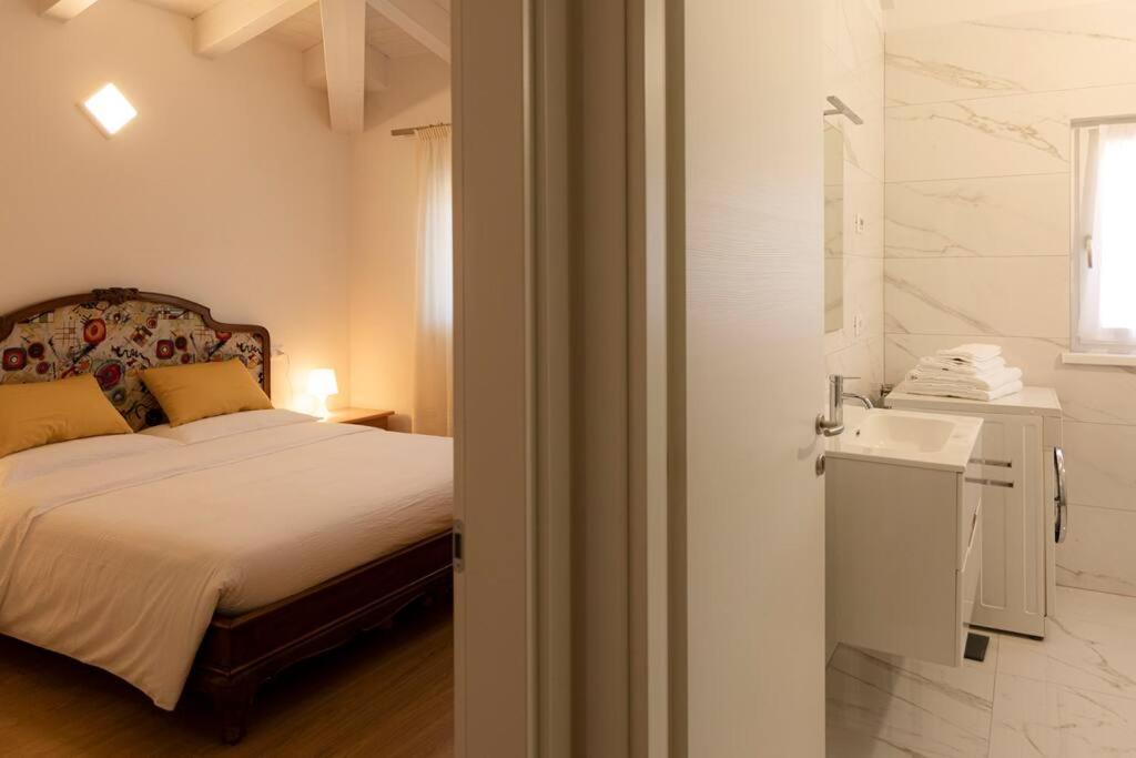 Holiday Apartments Giulia - Gold Пиетрамурата Екстериор снимка
